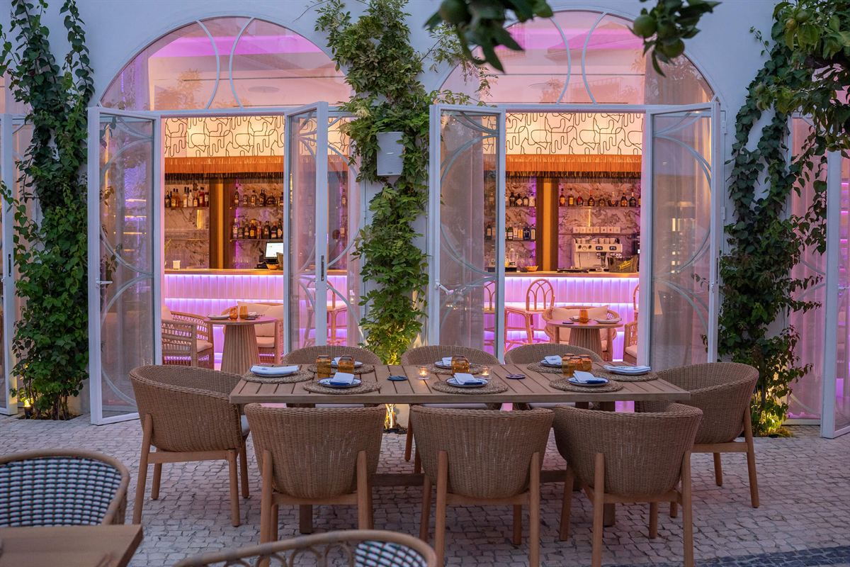 Portería Santa Clara, un projet de GRUPO SOJO avec du mobilier MisterWils | Furniture for free souls 2