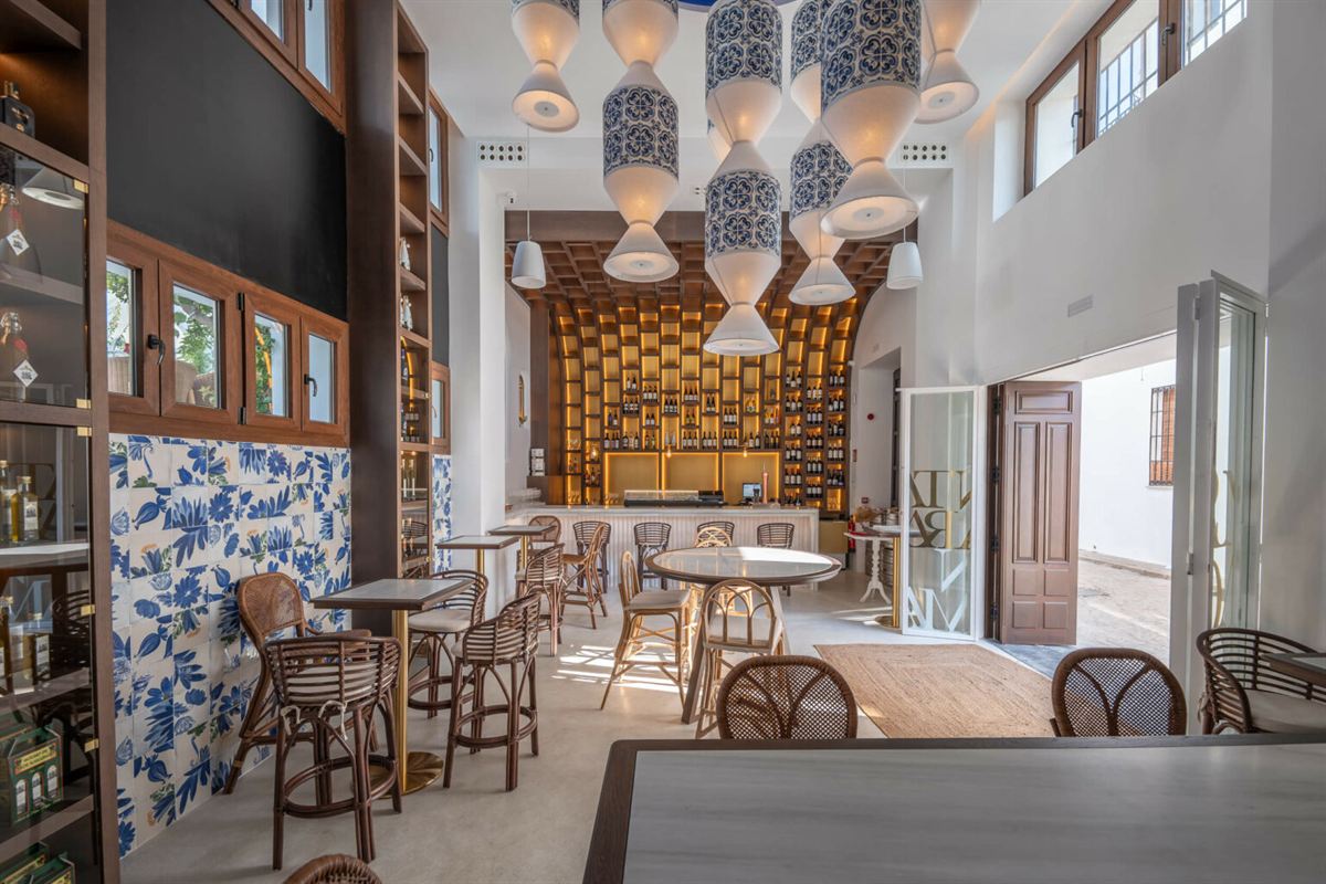 Portería Santa Clara, un projet de GRUPO SOJO avec du mobilier MisterWils | Furniture for free souls 5