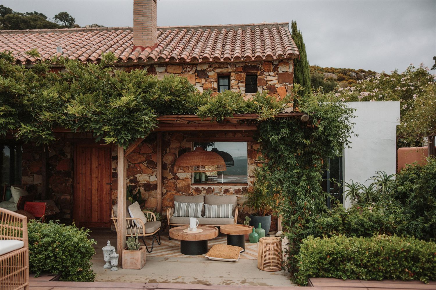 Portería Santa Clara, un projet de GRUPO SOJO avec du mobilier MisterWils | Furniture for free souls 4