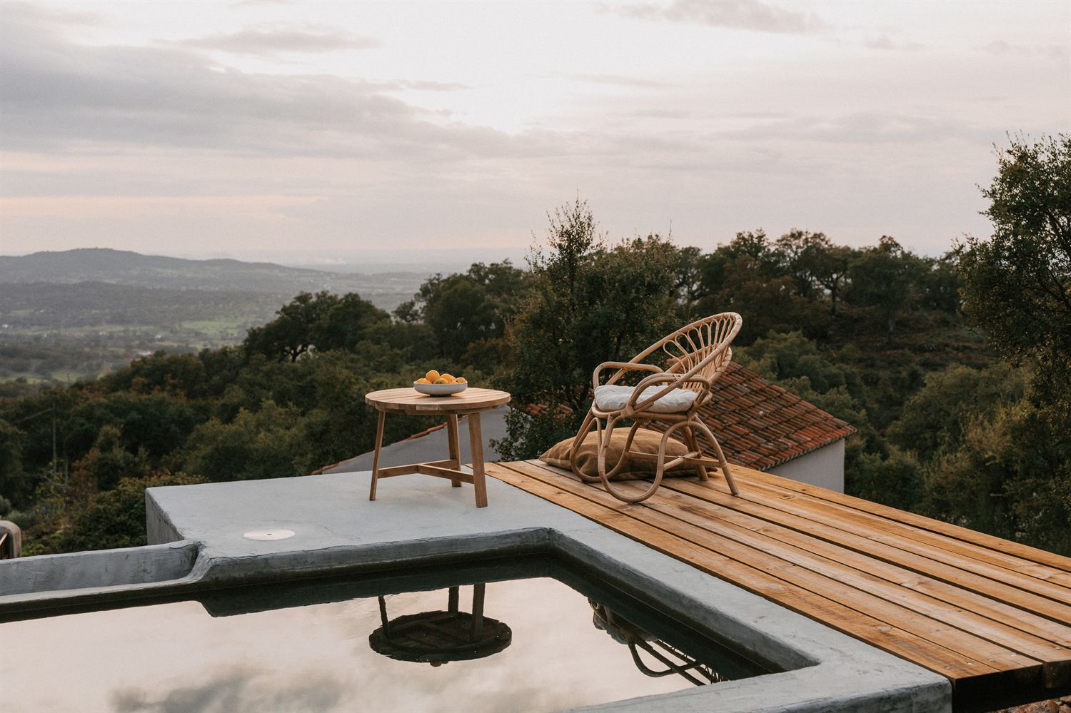 Portería Santa Clara, un projet de GRUPO SOJO avec du mobilier MisterWils | Furniture for free souls 1