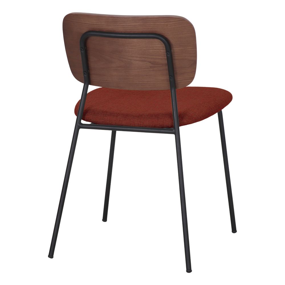 CHAISE TAPISSÉE ALDERY, de style Mid Century | Trouvez-la chez MisterWils. Plus de 4000m² d'exposition. 4